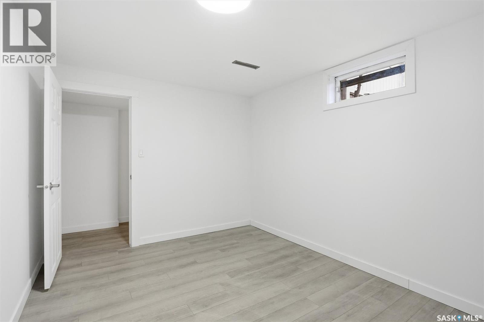 1424 Faulkner Crescent, Saskatoon, Saskatchewan  S7L 3R4 - Photo 28 - SK024485