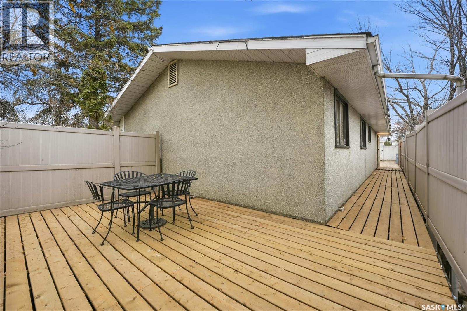 1424 Faulkner Crescent, Saskatoon, Saskatchewan  S7L 3R4 - Photo 45 - SK024485