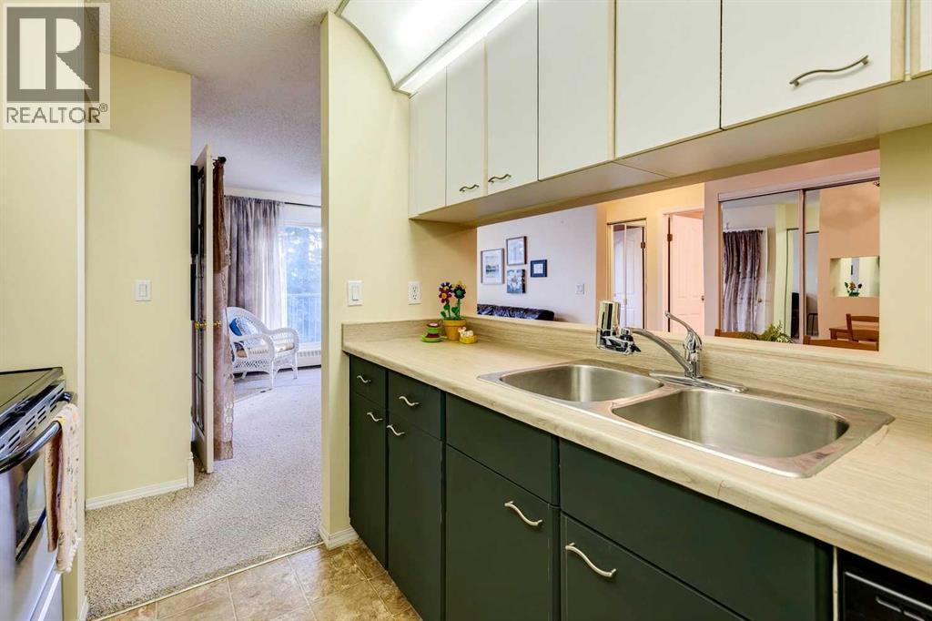 316, 21 Dover Point Se, Calgary, Alberta  T2B 3K4 - Photo 21 - A2270630