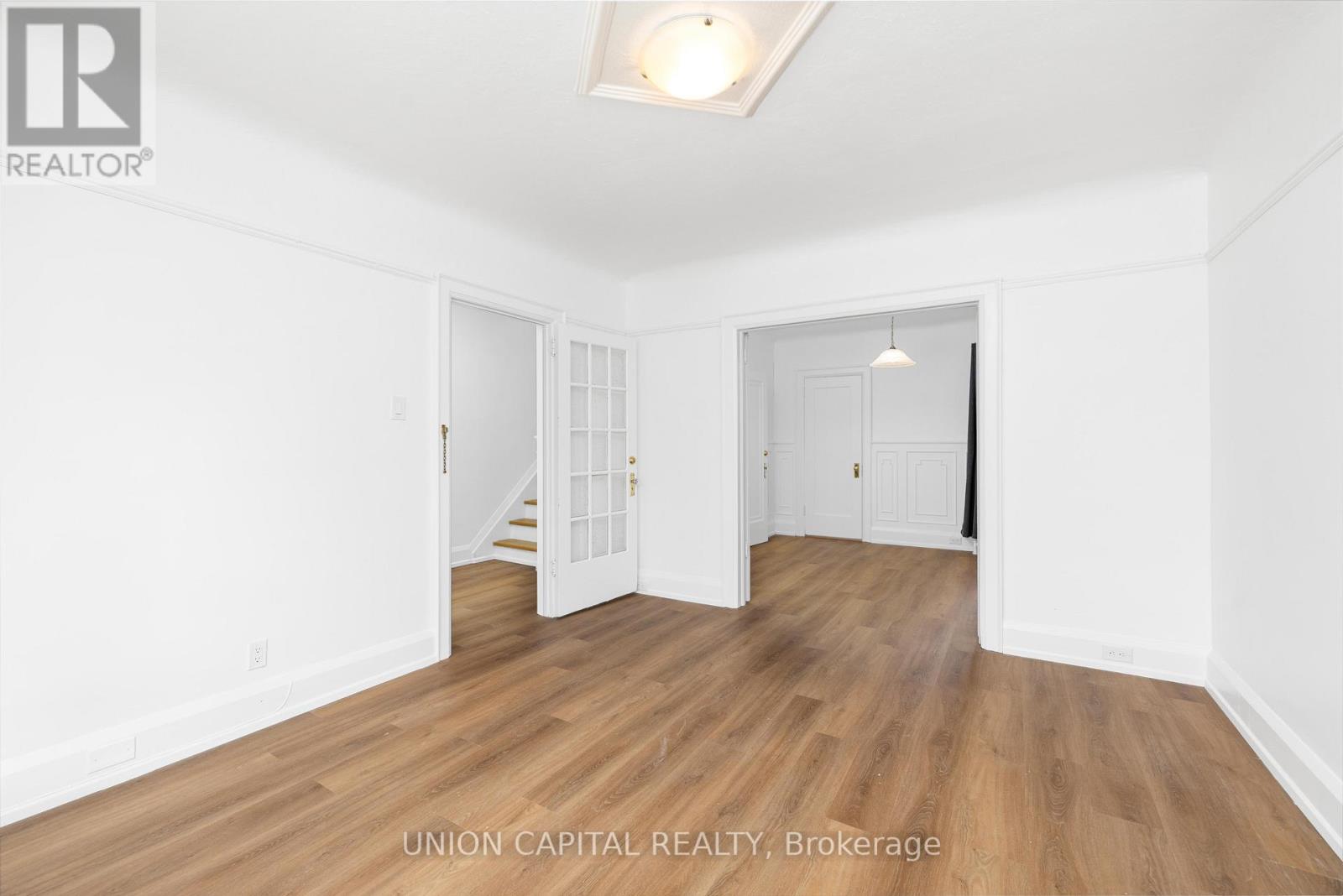 69 Denison Avenue, Toronto, Ontario  M5T 2M7 - Photo 10 - C12565176