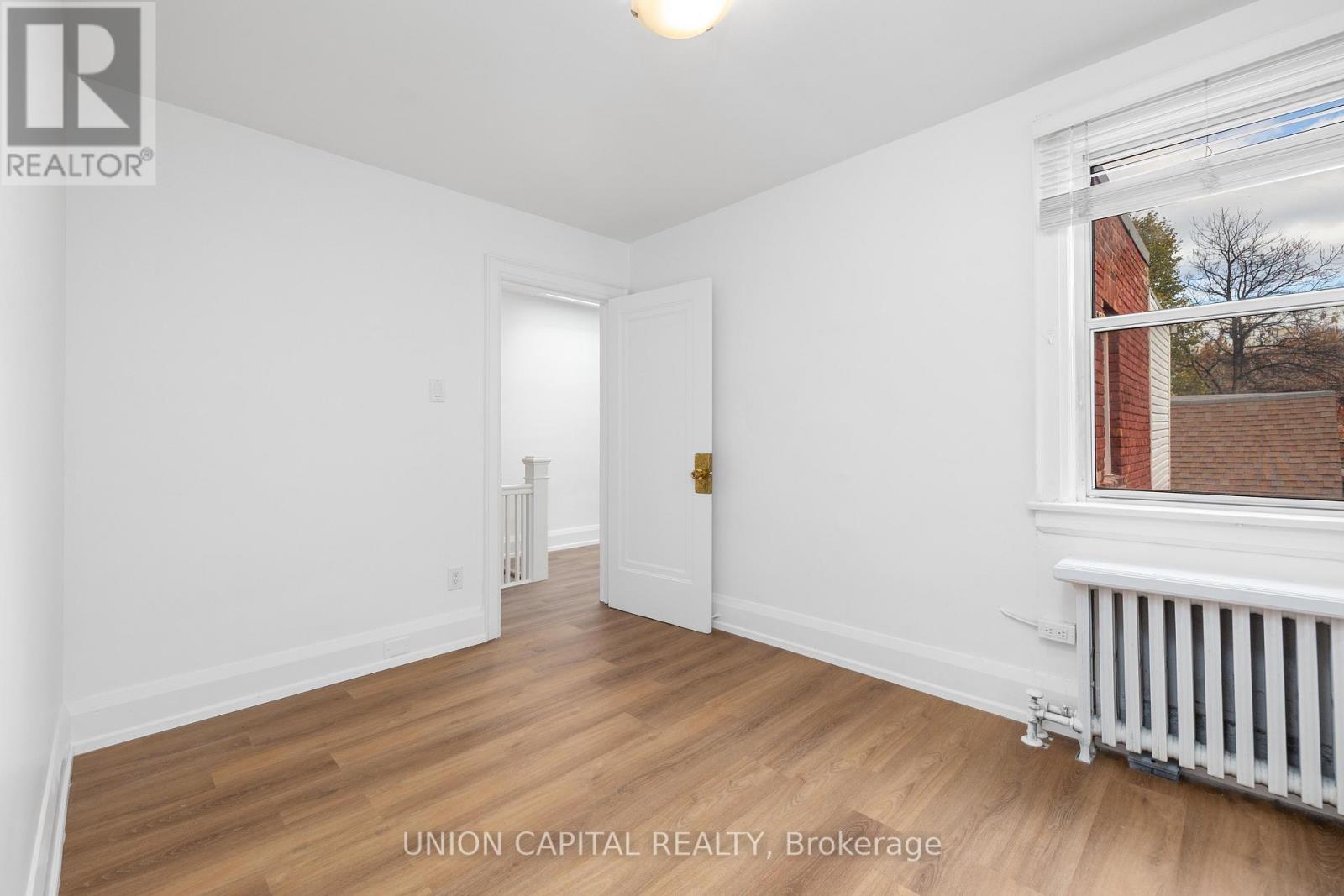 69 Denison Avenue, Toronto, Ontario  M5T 2M7 - Photo 30 - C12565176