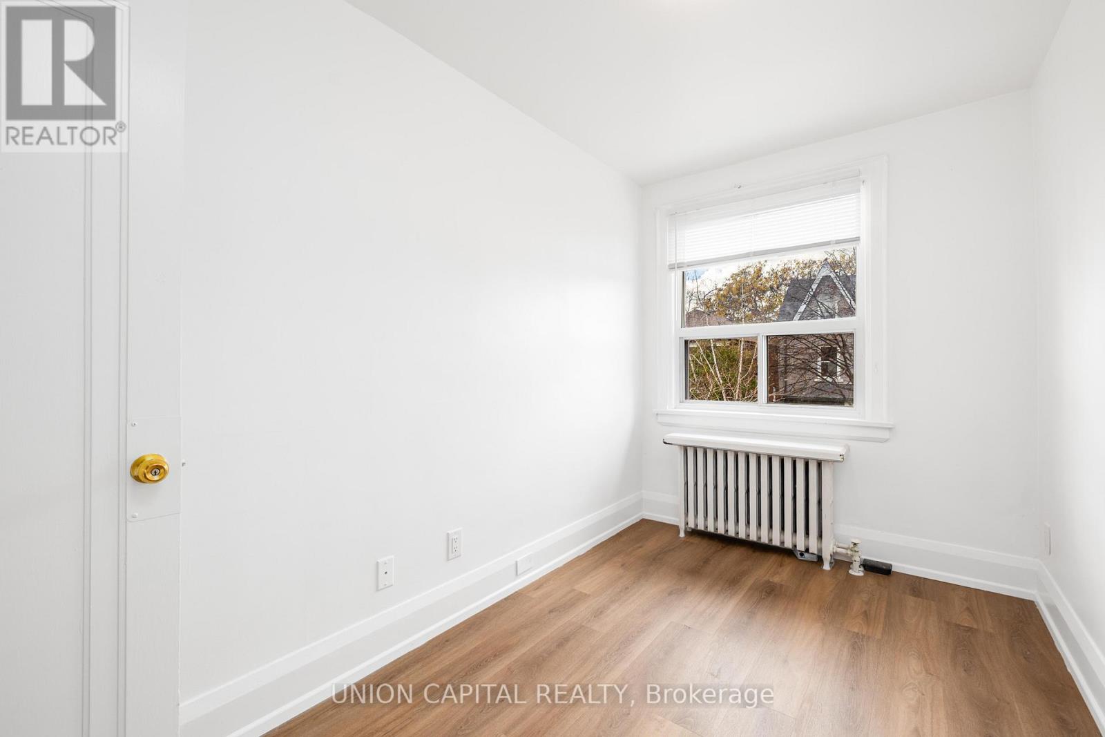 69 Denison Avenue, Toronto, Ontario  M5T 2M7 - Photo 32 - C12565176