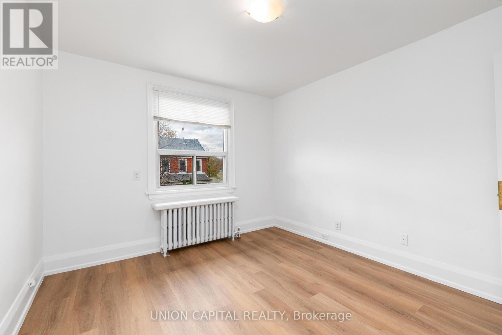 69 Denison Avenue, Toronto, Ontario  M5T 2M7 - Photo 35 - C12565176