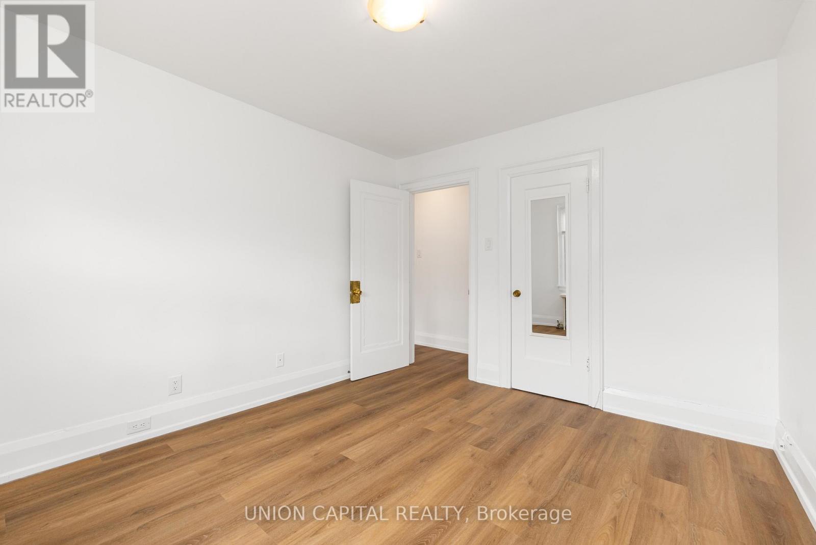 69 Denison Avenue, Toronto, Ontario  M5T 2M7 - Photo 36 - C12565176