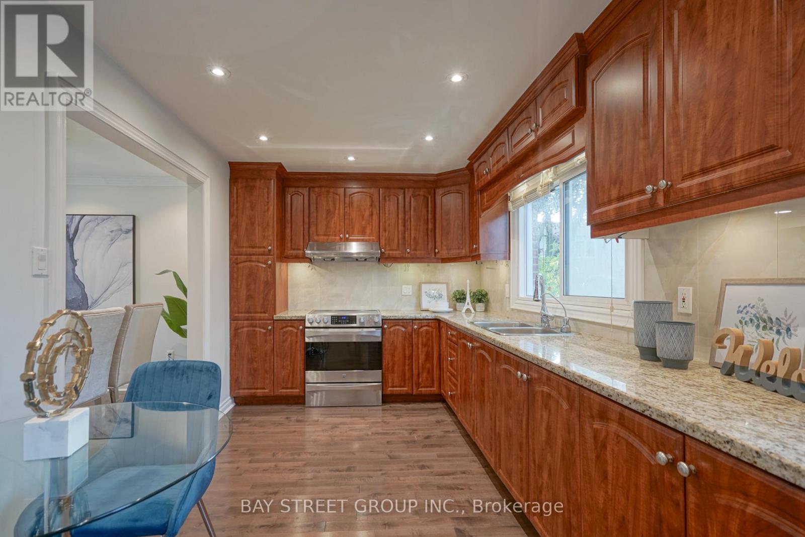 3a Bonniewood Road, Toronto, Ontario  M1K 2L7 - Photo 6 - E12565196