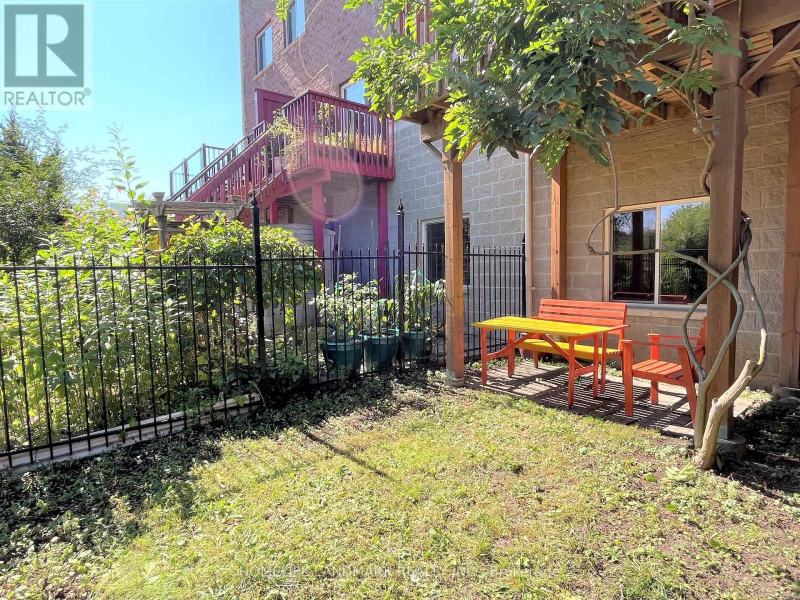 79 John Bell Crescent, Toronto, Ontario  M1L 0G5 - Photo 37 - E12565204