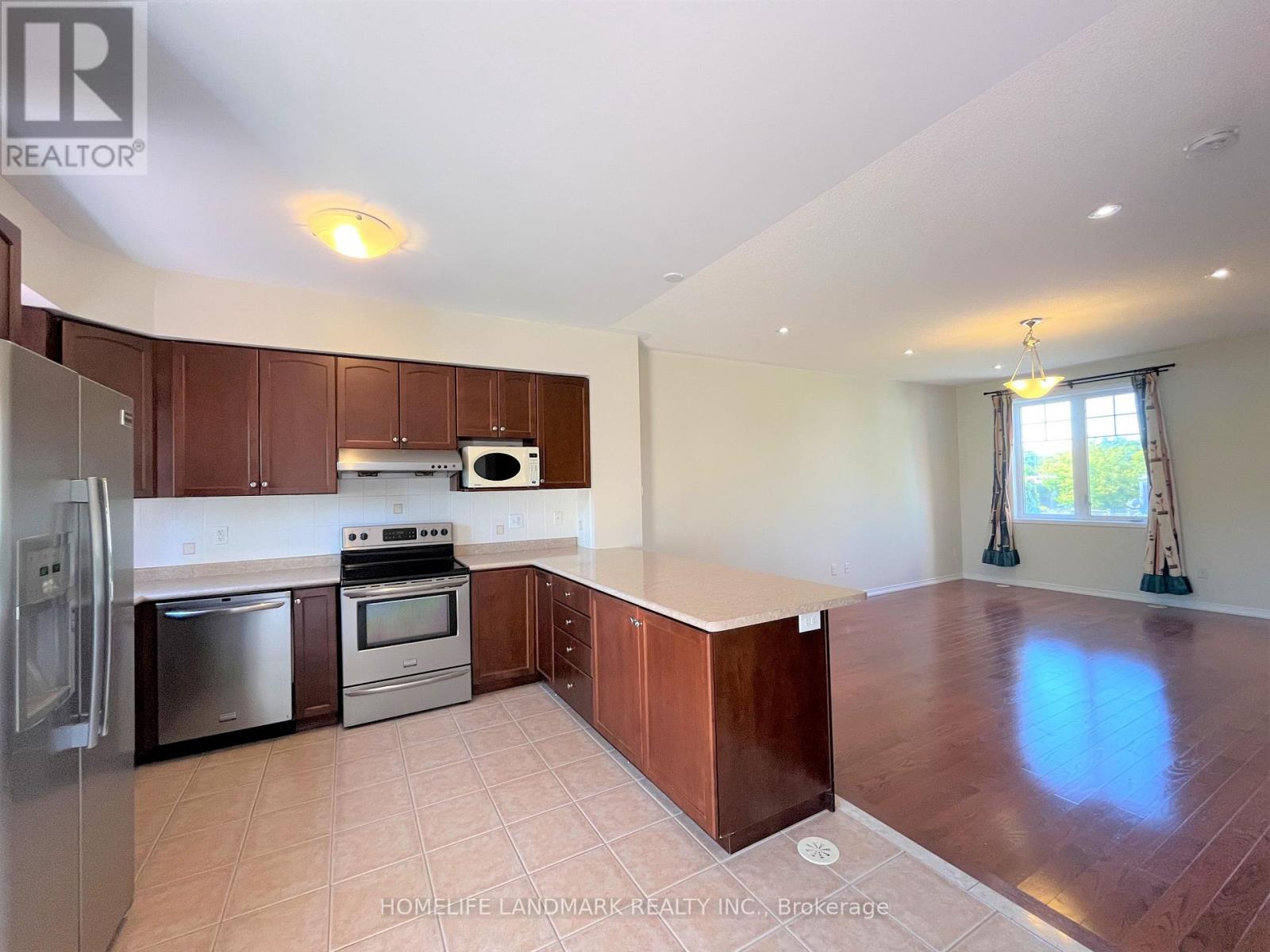 79 John Bell Crescent, Toronto, Ontario  M1L 0G5 - Photo 6 - E12565204