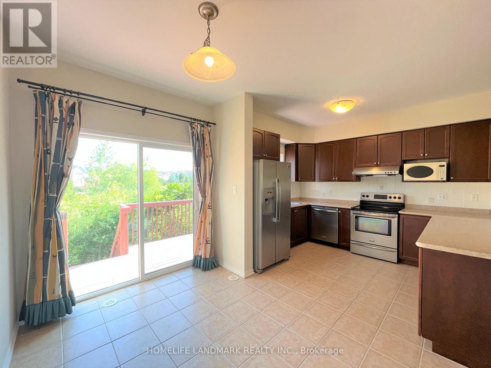 79 John Bell Crescent, Toronto, Ontario  M1L 0G5 - Photo 8 - E12565204