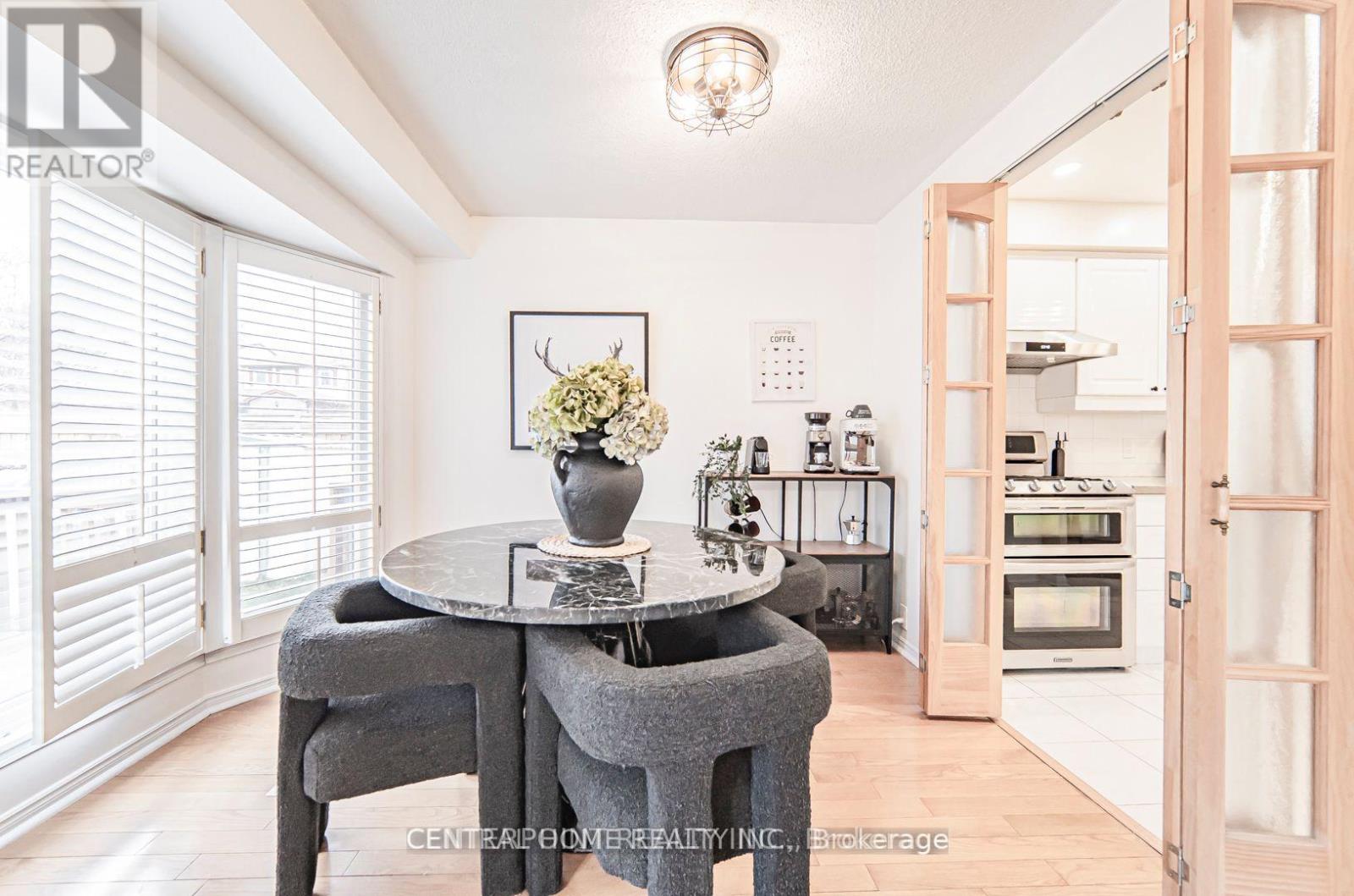 84 Raleigh Crescent, Markham, Ontario  L3R 4W5 - Photo 8 - N12565184