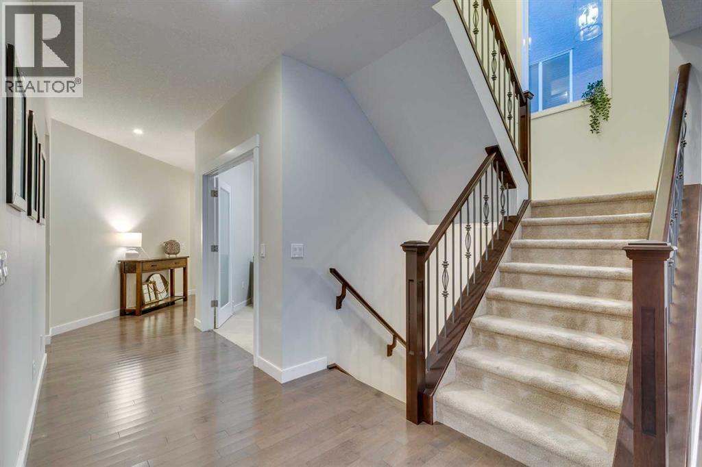 522 Mahogany Manor Se, Calgary, Alberta  T3M 0Y3 - Photo 4 - A2262774