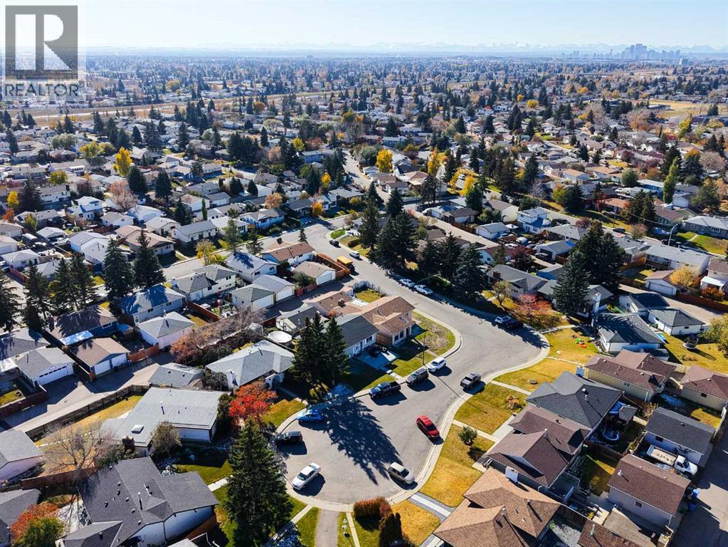 211 Pinetree Place Ne, Calgary, Alberta  T1Y 1M2 - Photo 43 - A2264712