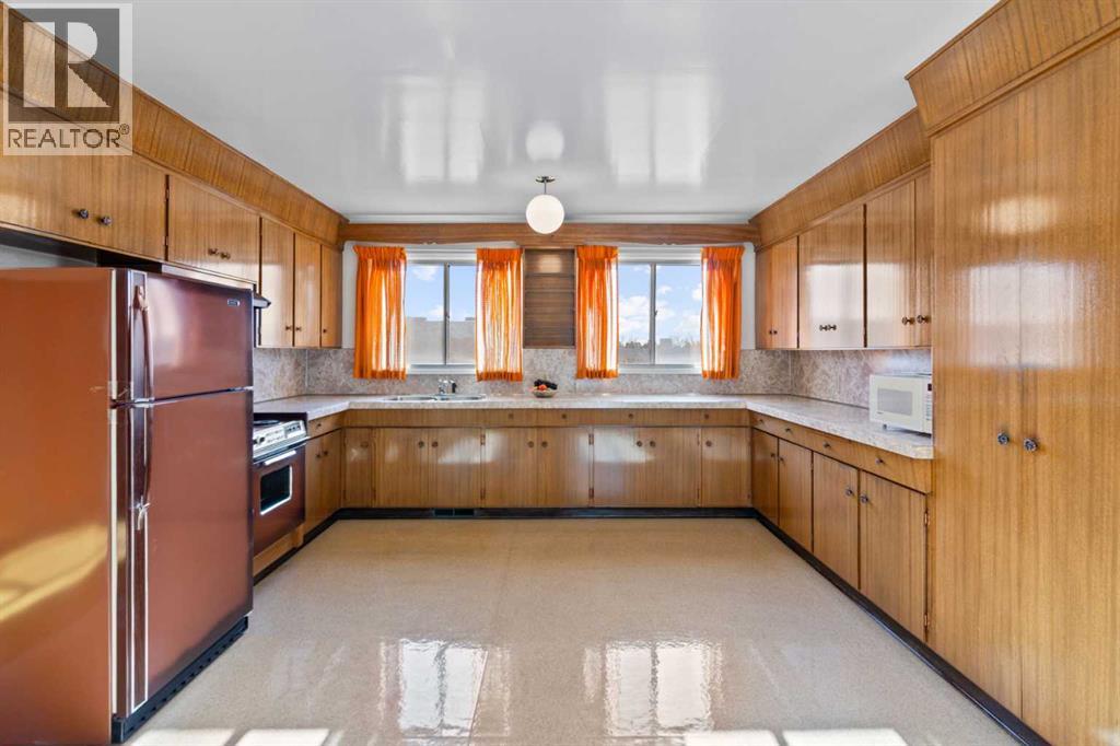 3812 33 Avenue Sw, Calgary, Alberta  T3E 0X6 - Photo 8 - A2268787