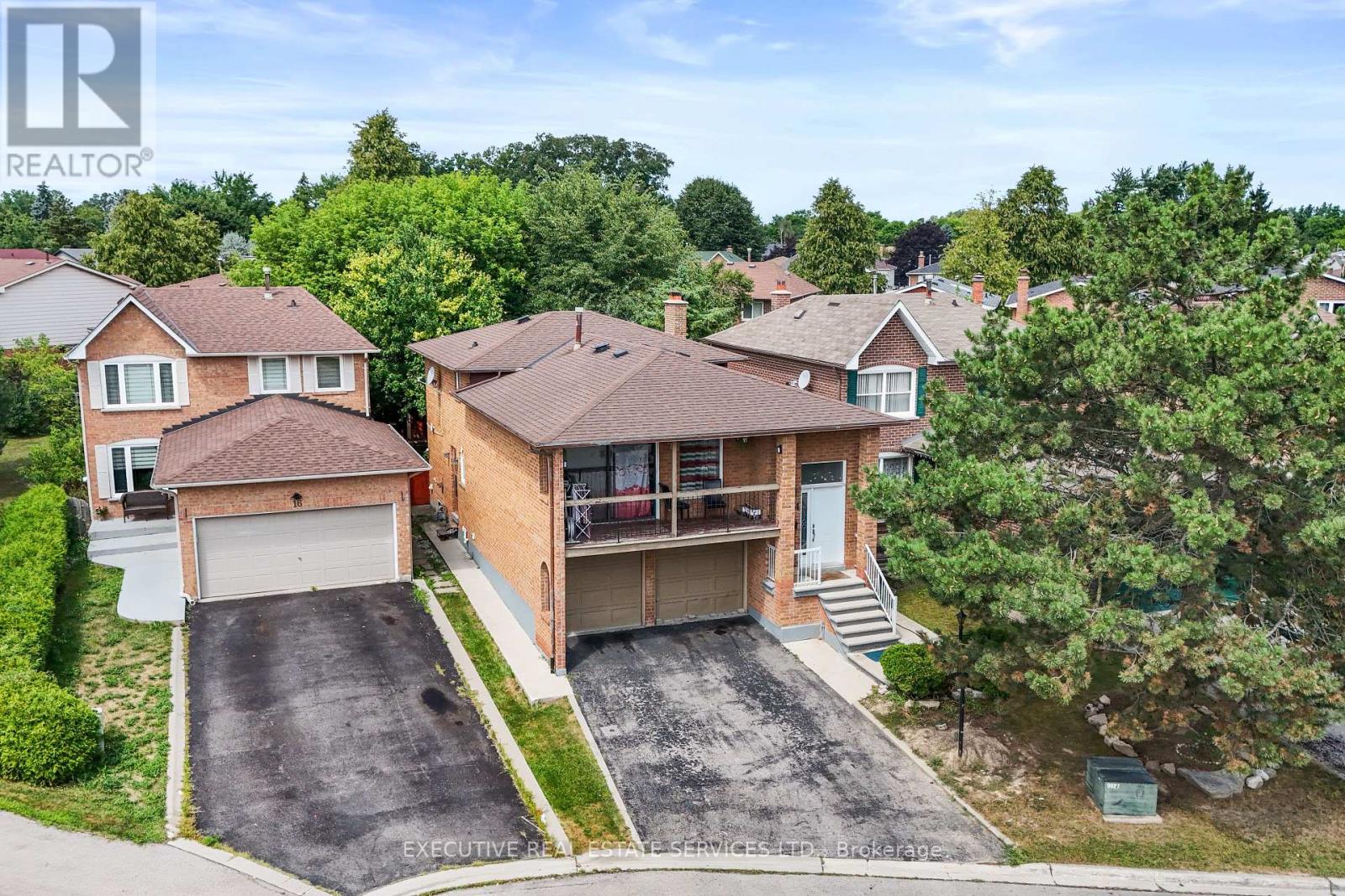 14 ALBEMARLE COURT, Brampton, Ontario