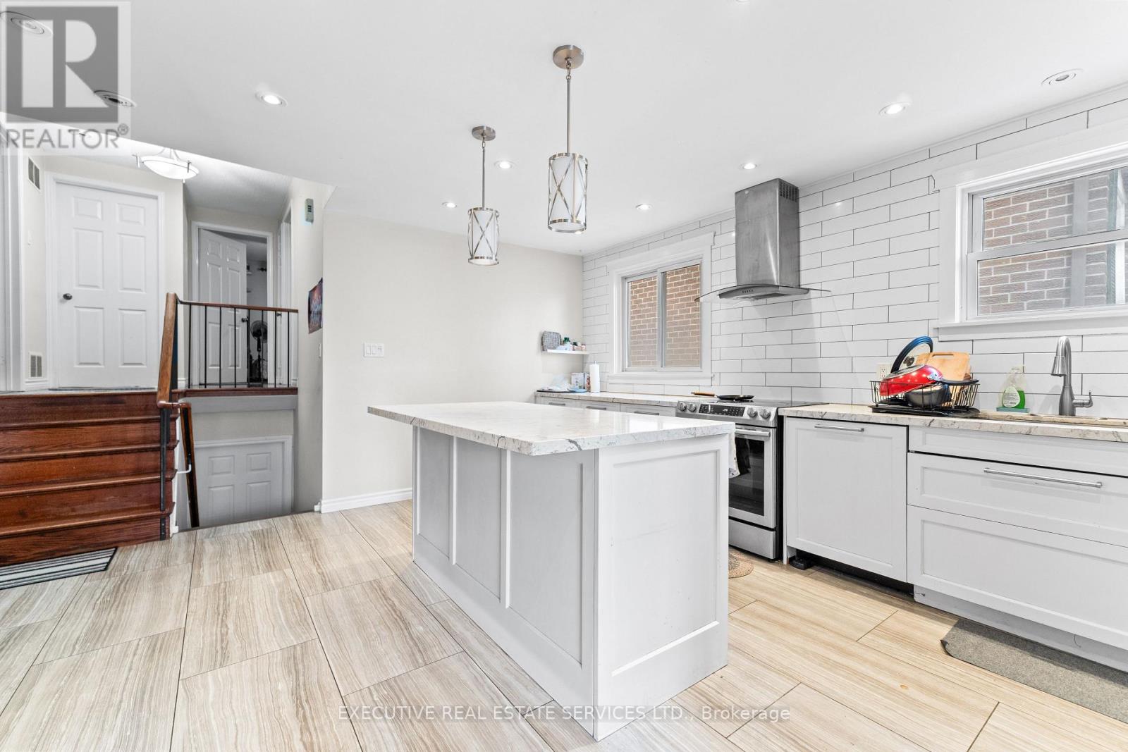 14 Albemarle Court, Brampton, Ontario  L6Z 1R4 - Photo 12 - W12565180