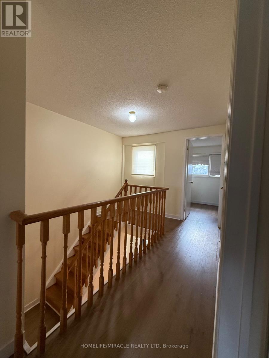 3510 South Mill Way, Mississauga, Ontario  L5L 3T9 - Photo 13 - W12565190