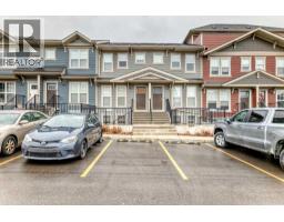 152 Cranbrook Square SE Cranston