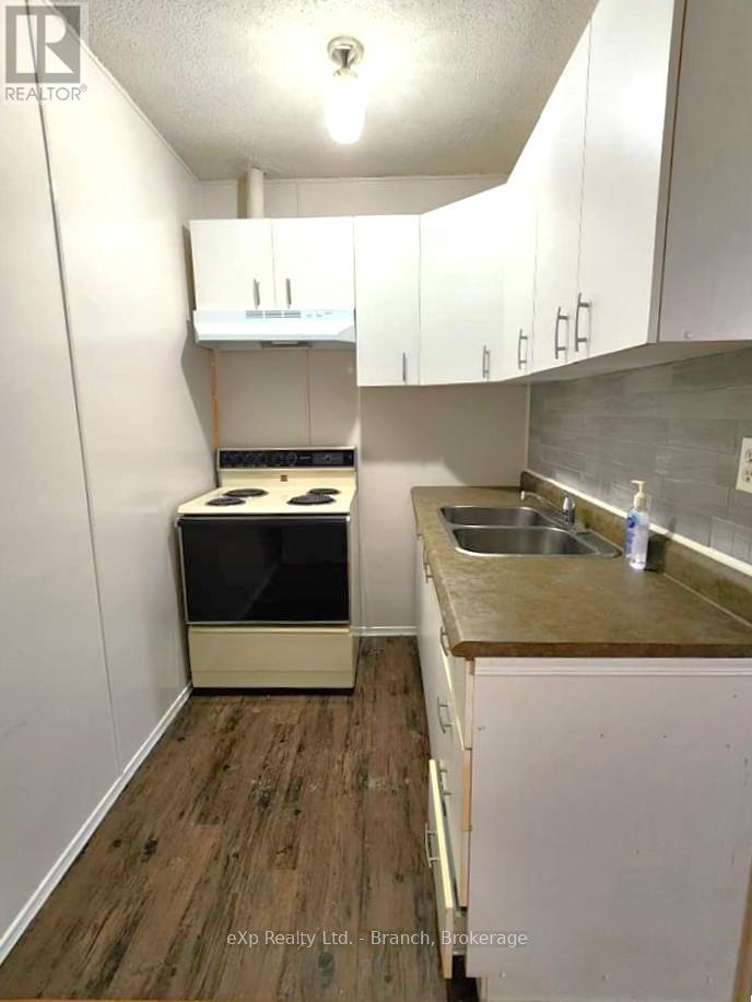 44 Main Street, Kirkland Lake, Ontario  P2N 3E2 - Photo 15 - T12565218