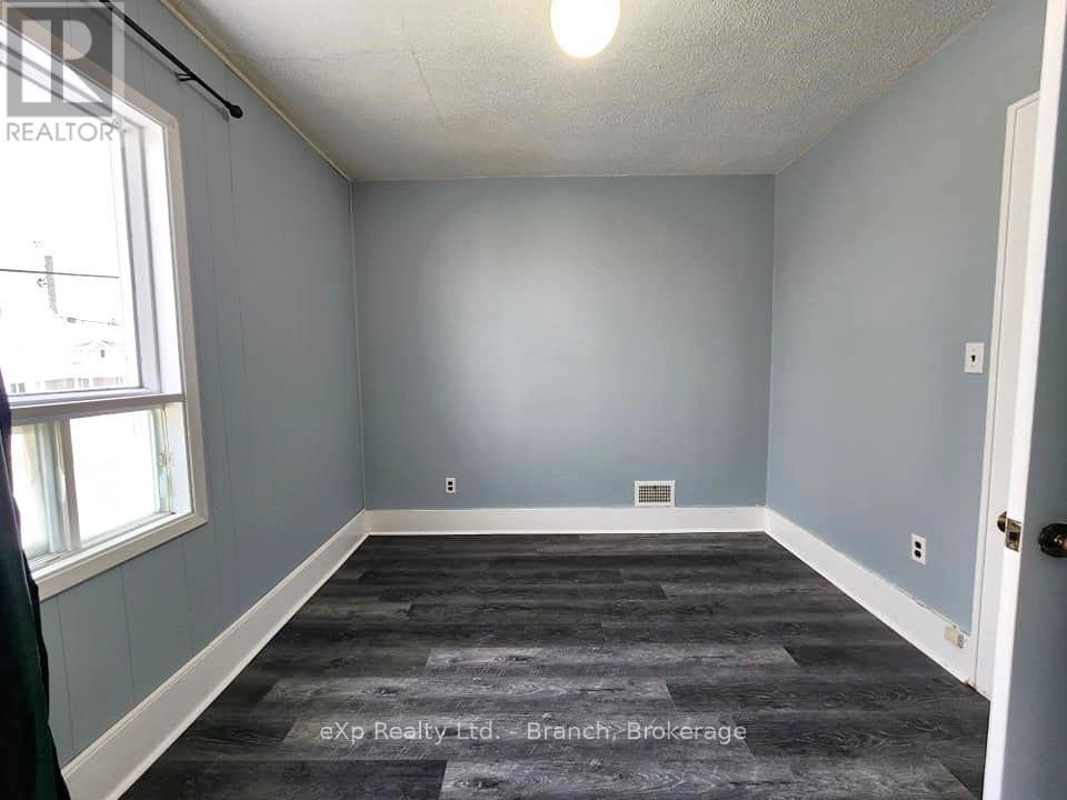 44 Main Street, Kirkland Lake, Ontario  P2N 3E2 - Photo 16 - T12565218