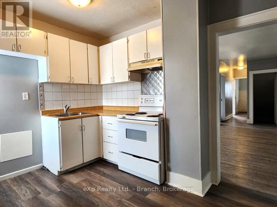 44 Main Street, Kirkland Lake, Ontario  P2N 3E2 - Photo 6 - T12565218