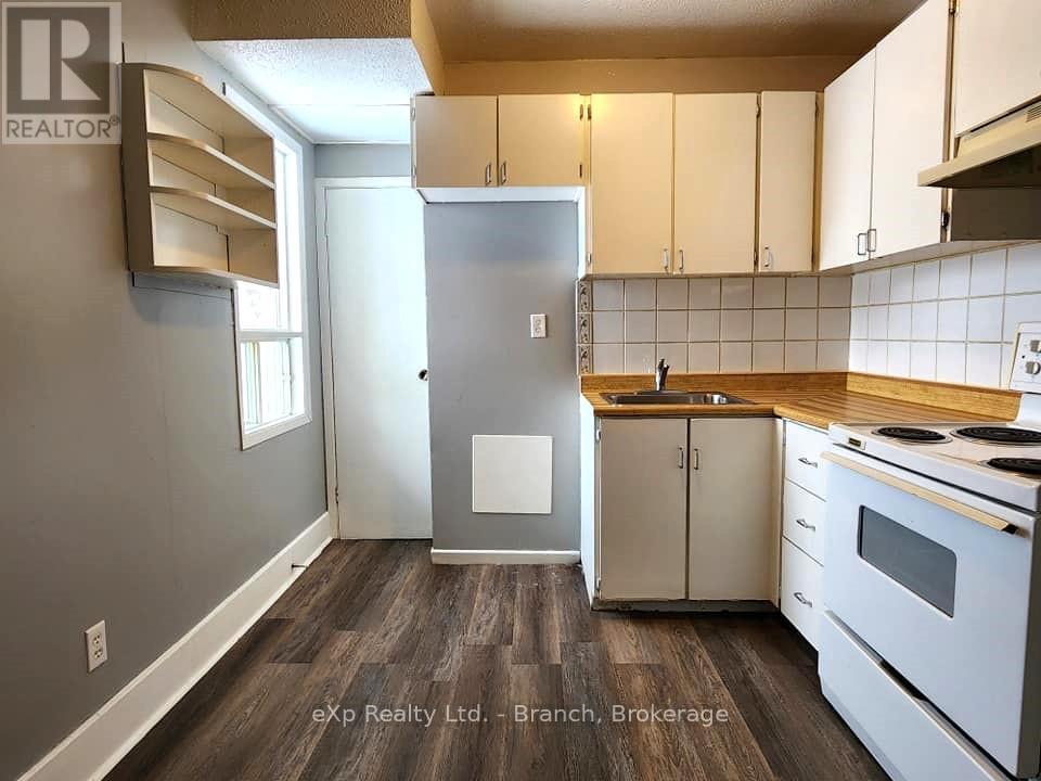 44 Main Street, Kirkland Lake, Ontario  P2N 3E2 - Photo 9 - T12565218