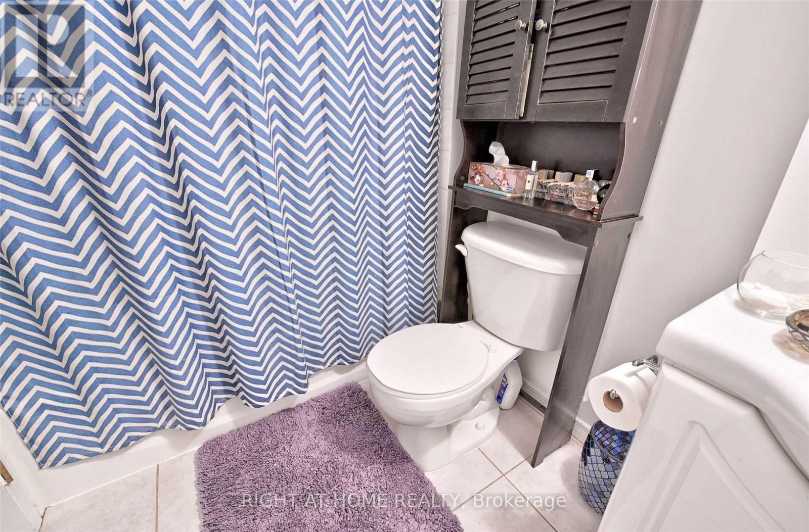 211 - 26 Western Battery Road, Toronto, Ontario  M6K 3N9 - Photo 15 - C12565236