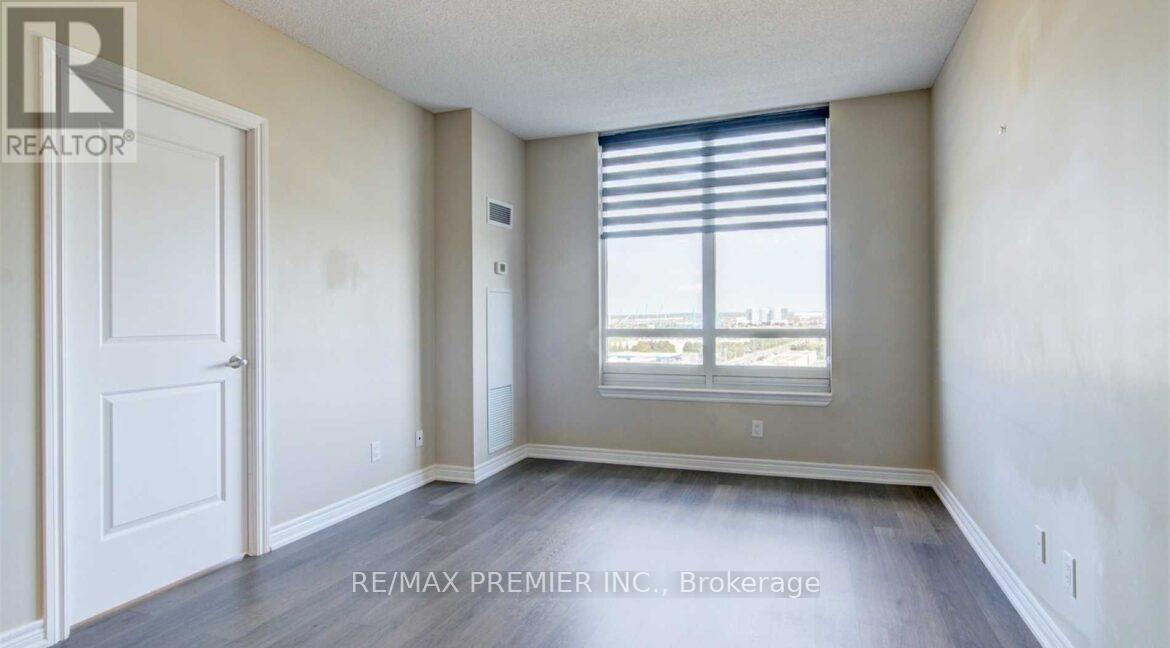 1612 - 9245 Jane Street, Vaughan, Ontario  L6A 0J9 - Photo 10 - N12565212