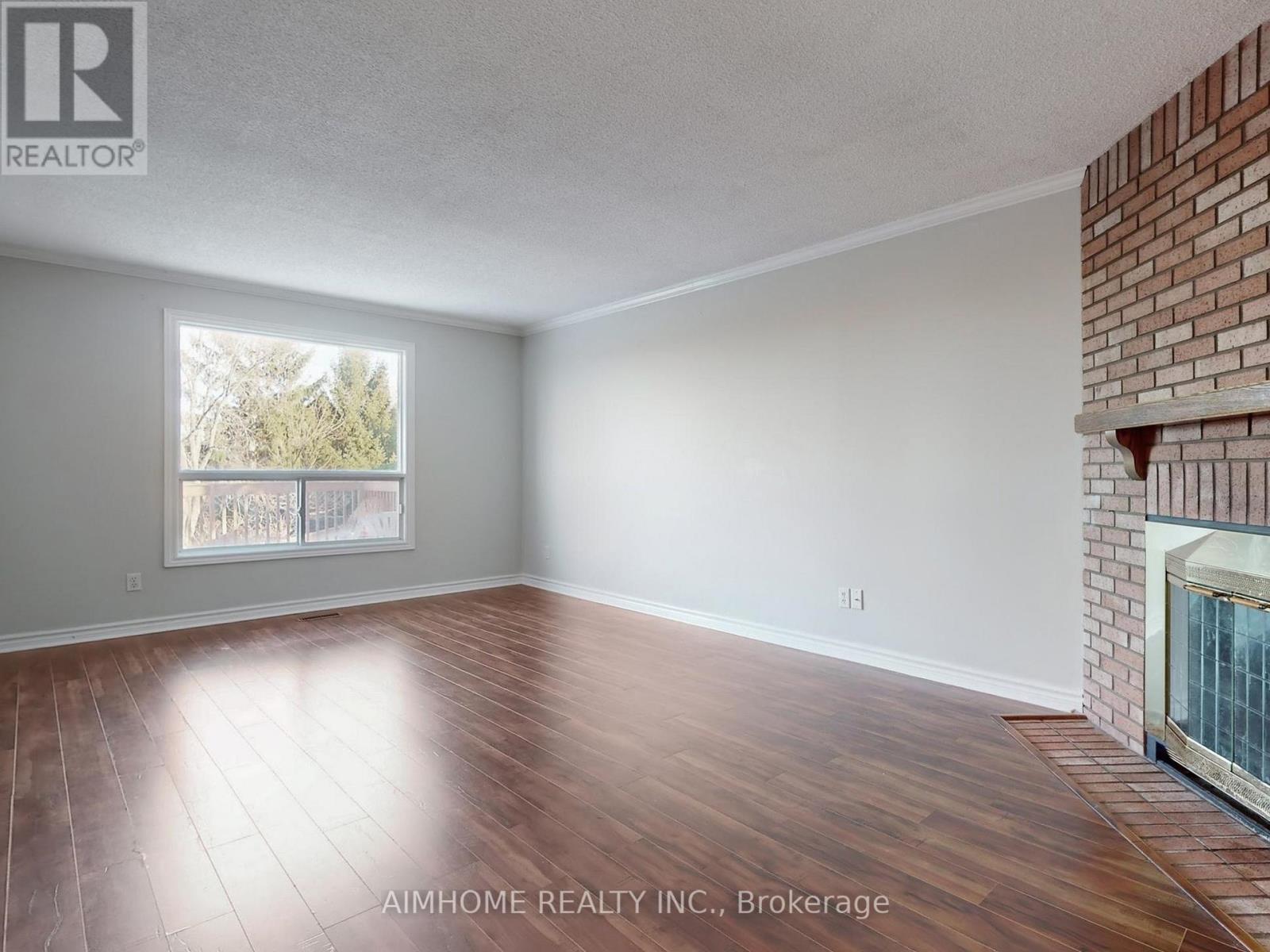 207 Kensit Avenue, Newmarket, Ontario  L3X 1S6 - Photo 12 - N12565228