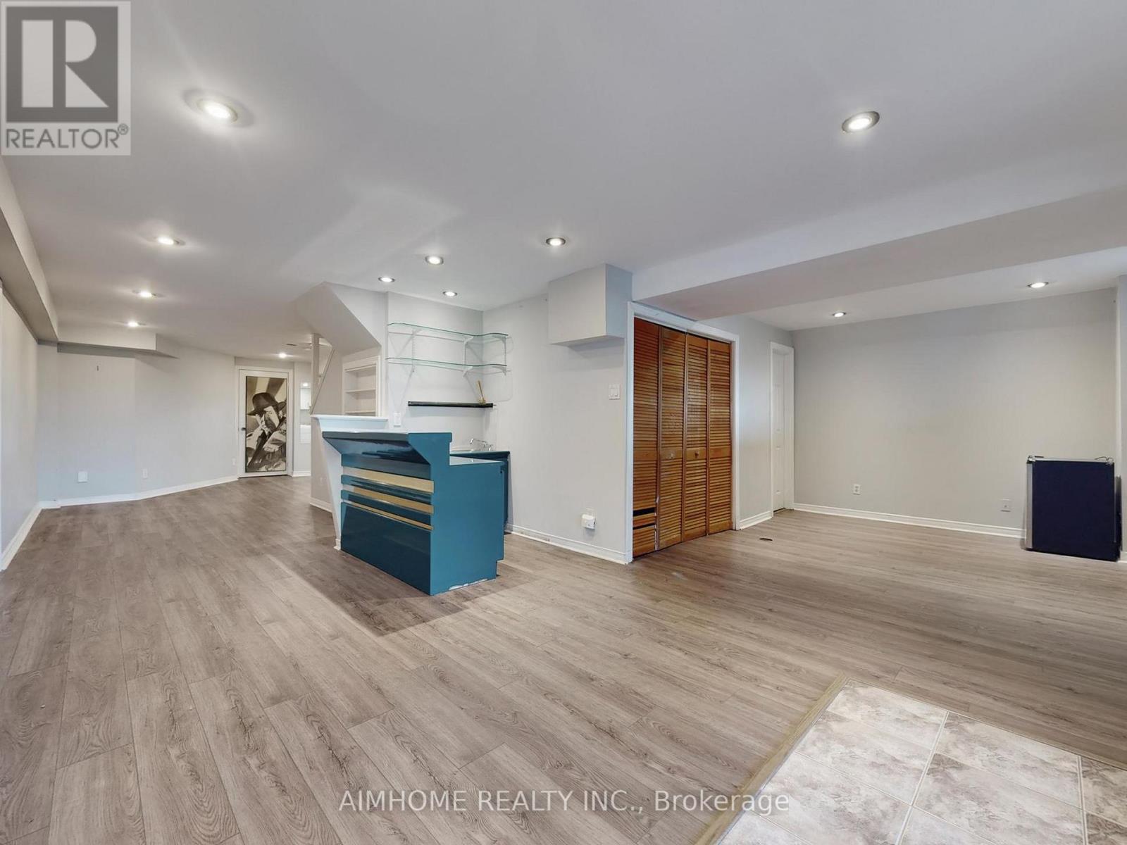 207 Kensit Avenue, Newmarket, Ontario  L3X 1S6 - Photo 40 - N12565228