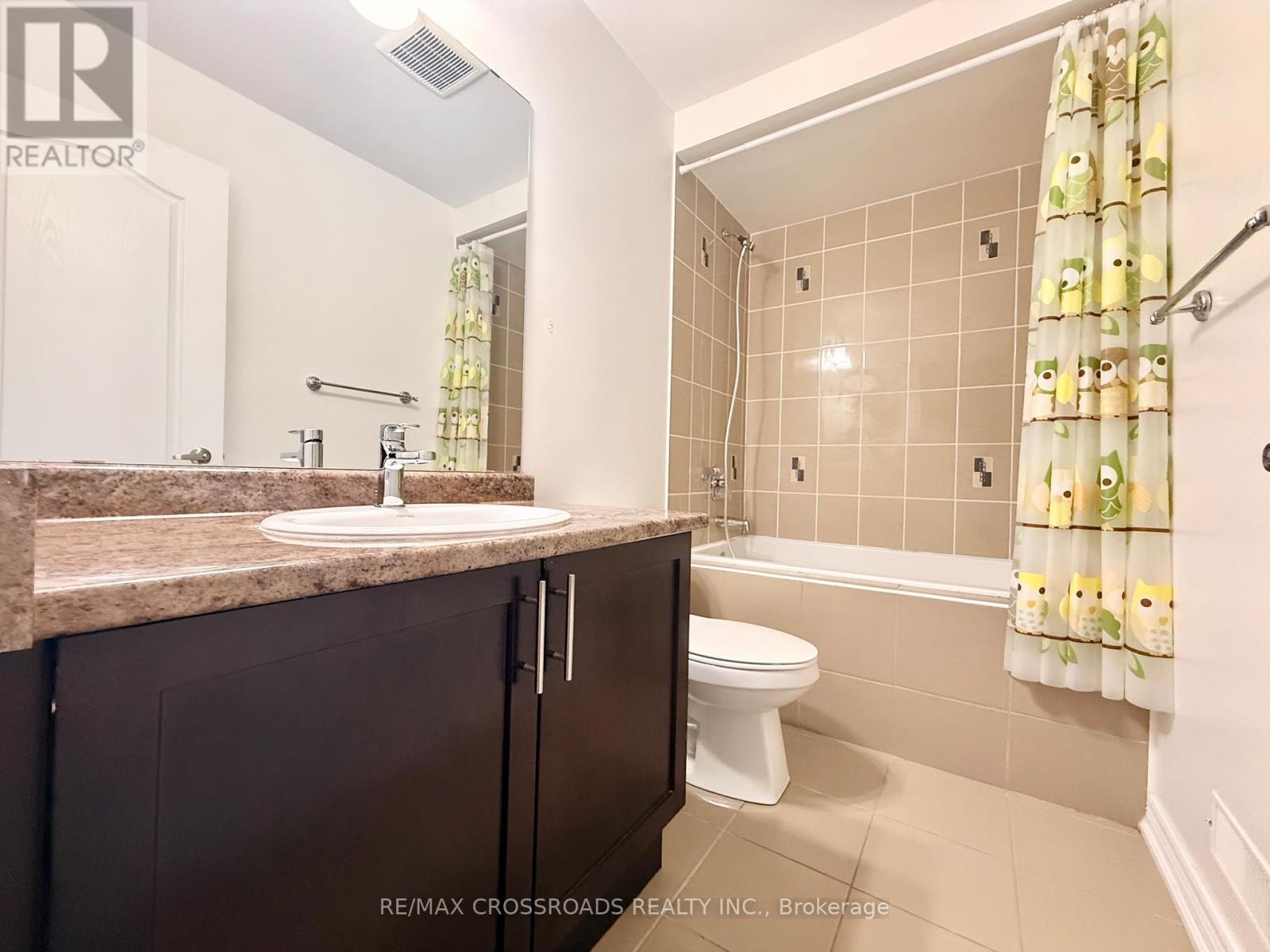 205 Laker Court, Newmarket, Ontario  L3X 0J5 - Photo 22 - N12565232