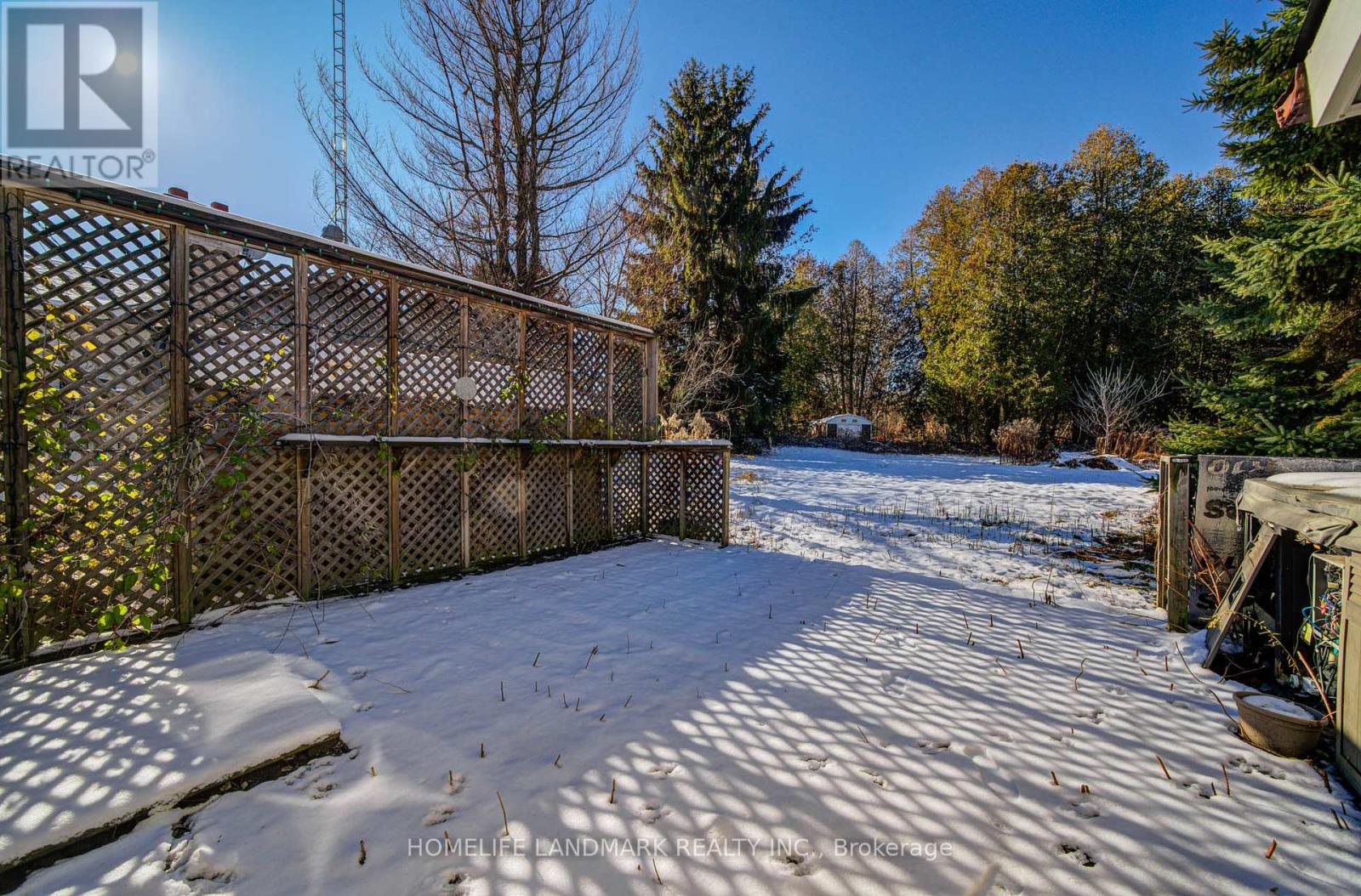 21654 Warden Avenue, East Gwillimbury, Ontario  L0G 1R0 - Photo 28 - N12565234