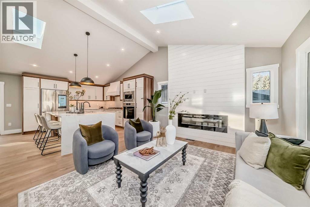 959 Lake Arrow Way Se, Calgary, Alberta  T2J 3C2 - Photo 9 - A2269909