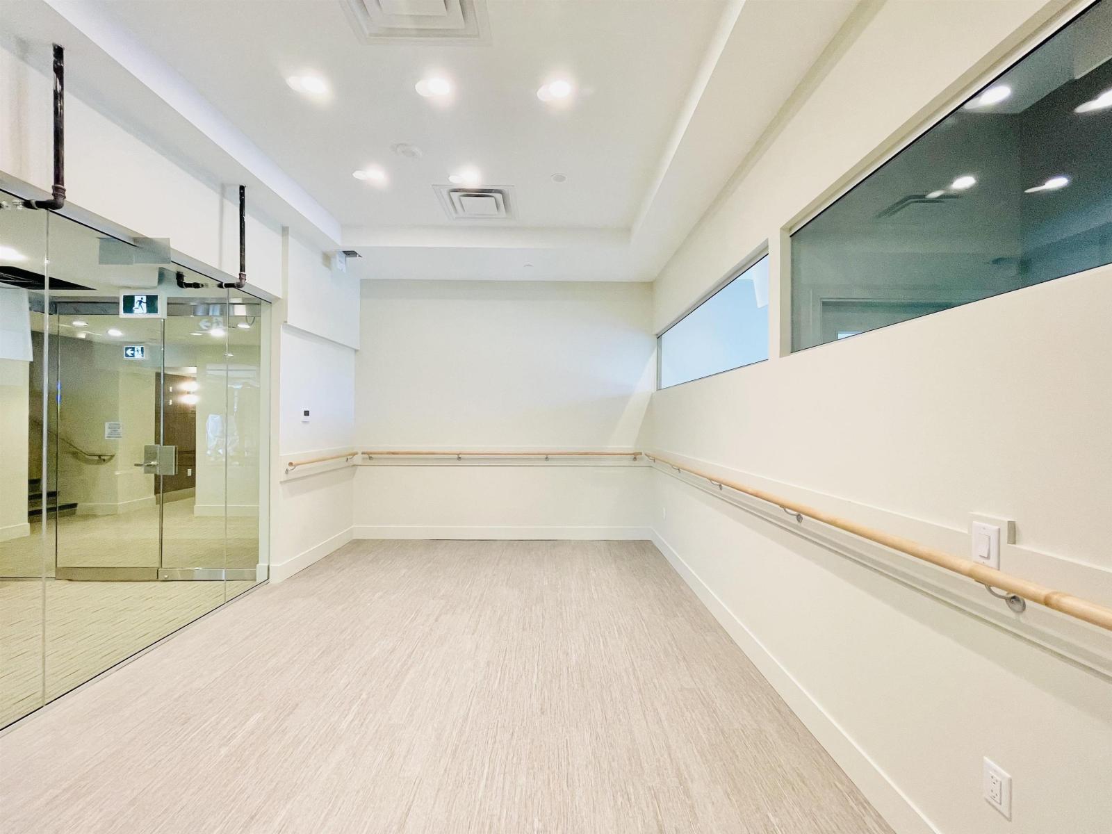 410 1588 Johnston Road, White Rock, British Columbia  V4B 3Z7 - Photo 12 - R3063851