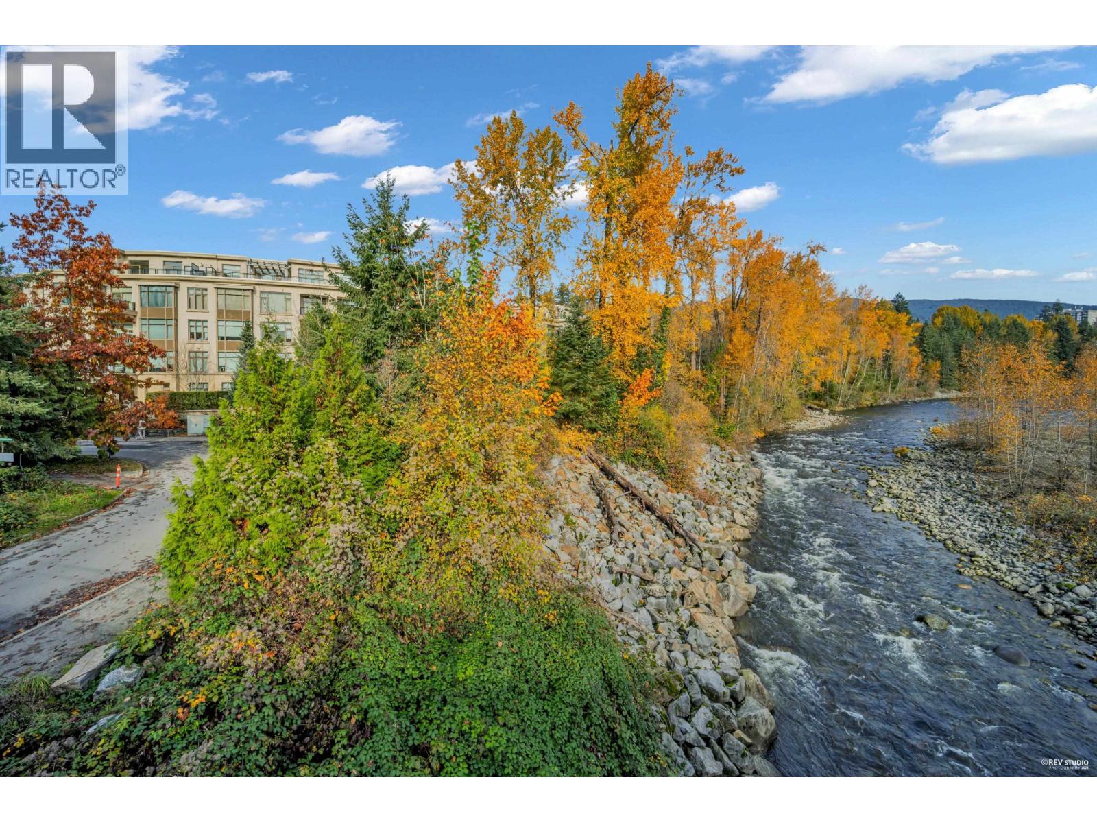 303 568 Waters Edge Crescent, West Vancouver, British Columbia  V7T 0A2 - Photo 3 - R3065554