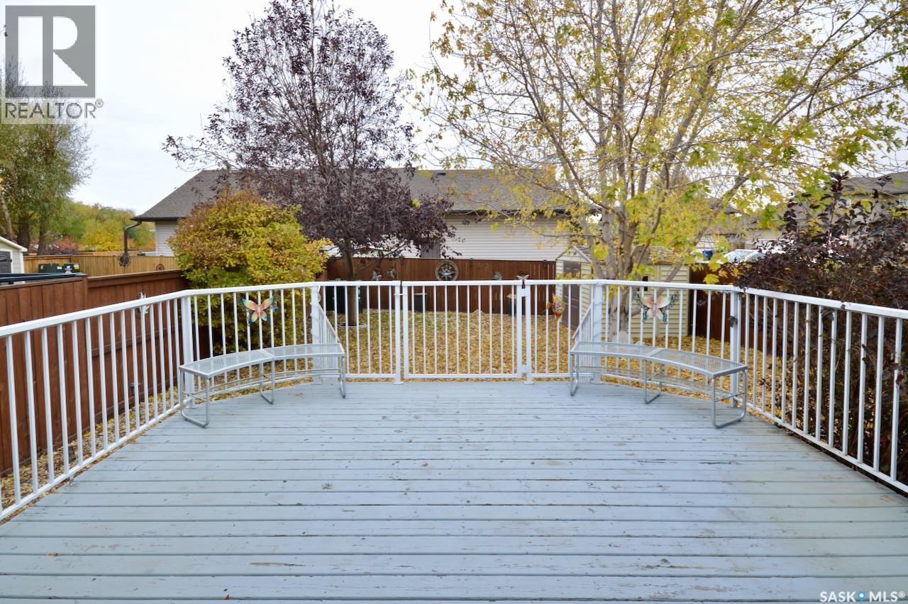 307 Denham Court, Saskatoon, Saskatchewan  S7R 1E5 - Photo 12 - SK024398