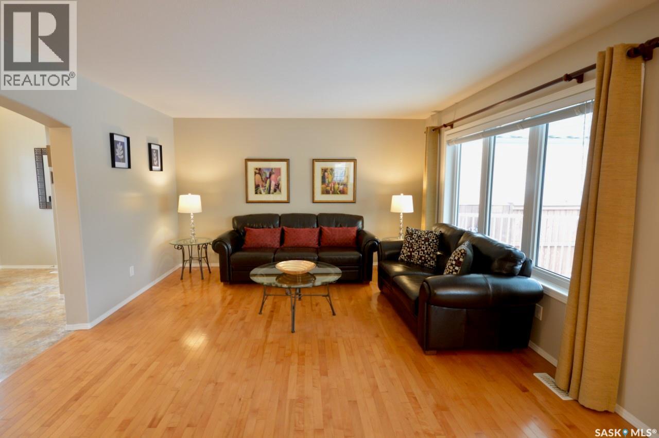 307 Denham Court, Saskatoon, Saskatchewan  S7R 1E5 - Photo 23 - SK024398