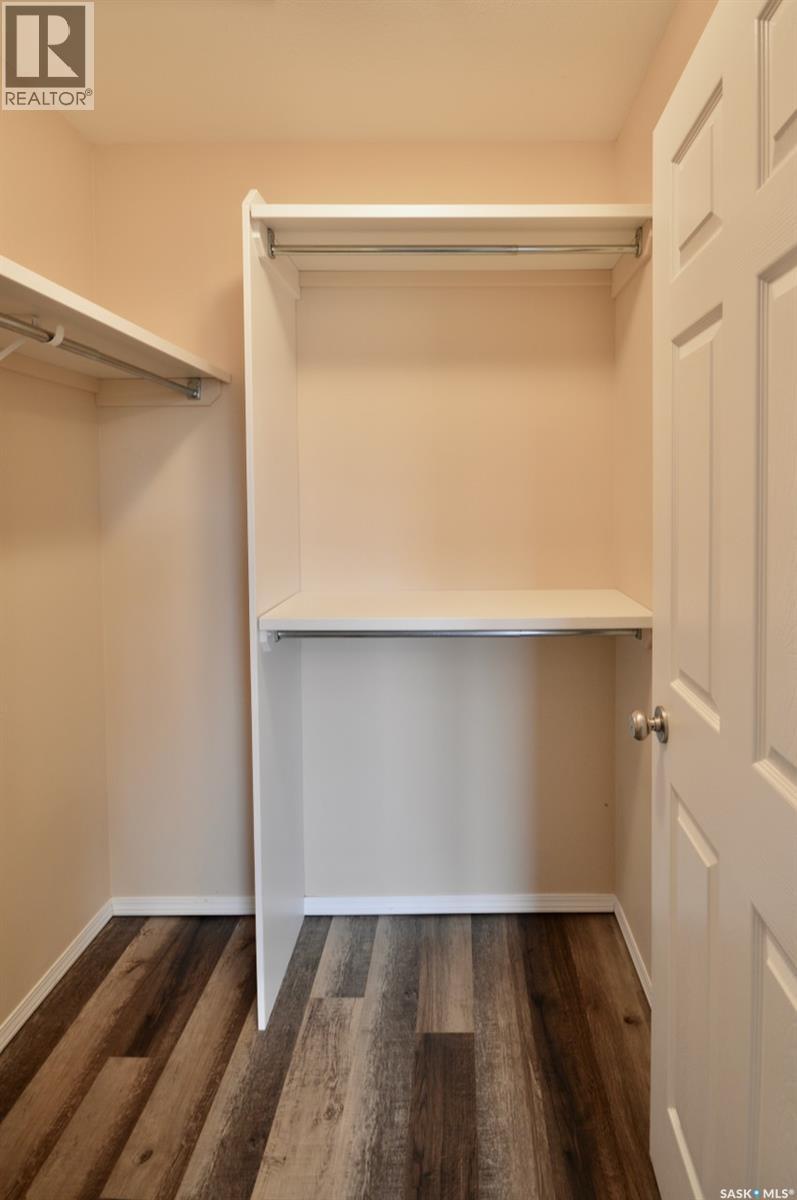 307 Denham Court, Saskatoon, Saskatchewan  S7R 1E5 - Photo 42 - SK024398