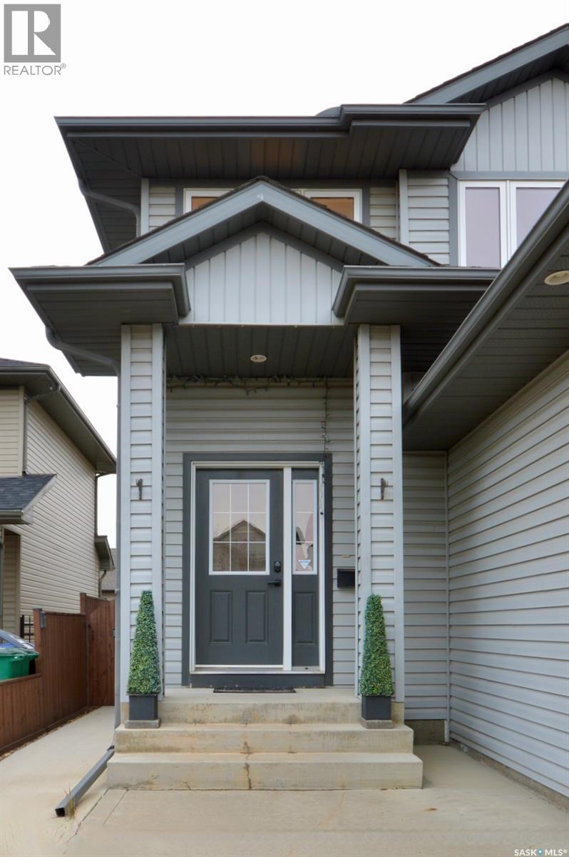307 Denham Court, Saskatoon, Saskatchewan  S7R 1E5 - Photo 6 - SK024398