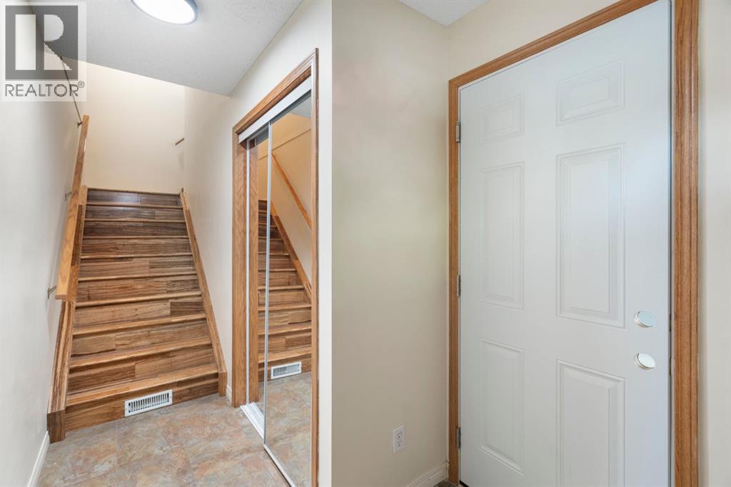 243 Christie Park Mews Sw, Calgary, Alberta  T3H 3H2 - Photo 30 - A2243895
