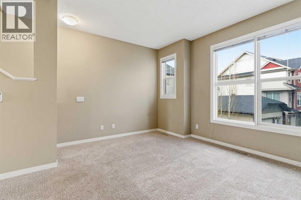 172 New Brighton Point Se, Calgary, Alberta  T2Z 1B7 - Photo 6 - A2244520
