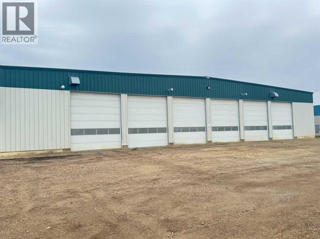 11 Van Der Horn Way, Rural Red Deer County, Alberta  T4S 2M4 - Photo 4 - A2163557