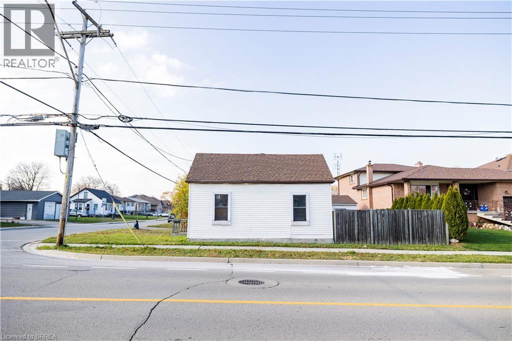 199 Millen Road, Stoney Creek, Ontario  L8E 2G6 - Photo 3 - 40789732