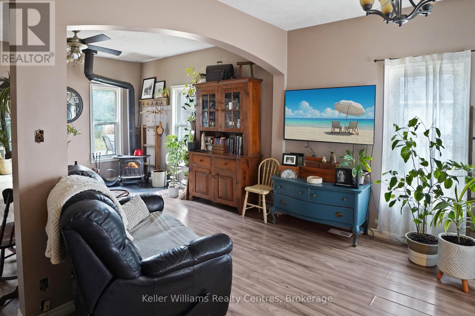 494 Isaac Street, South Bruce Peninsula, Ontario  N0H 2T0 - Photo 10 - X12565314