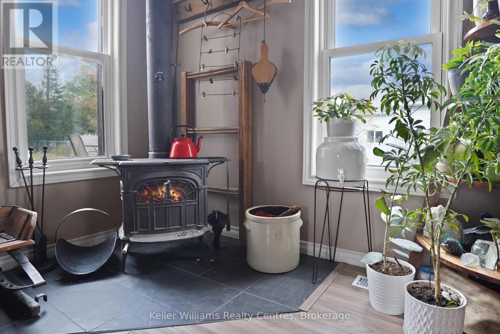 494 Isaac Street, South Bruce Peninsula, Ontario  N0H 2T0 - Photo 13 - X12565314