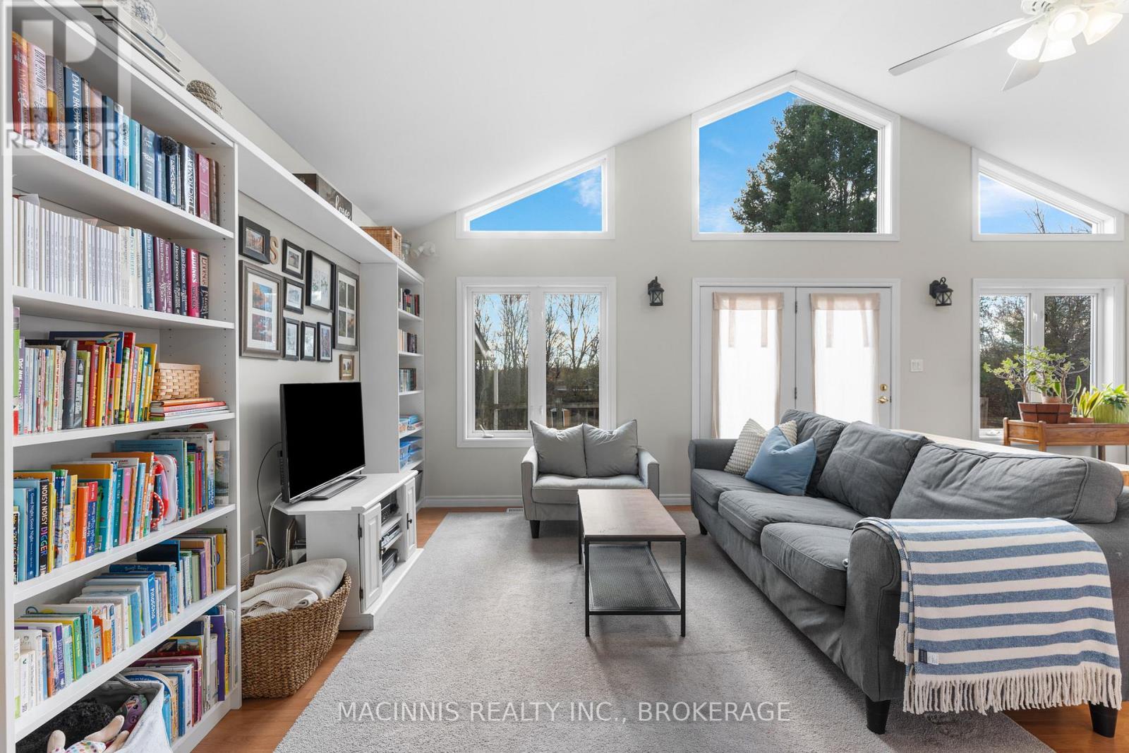 2040 Keeley Road, Frontenac, Ontario K0H 2T0 - Photo 14 - X12565260