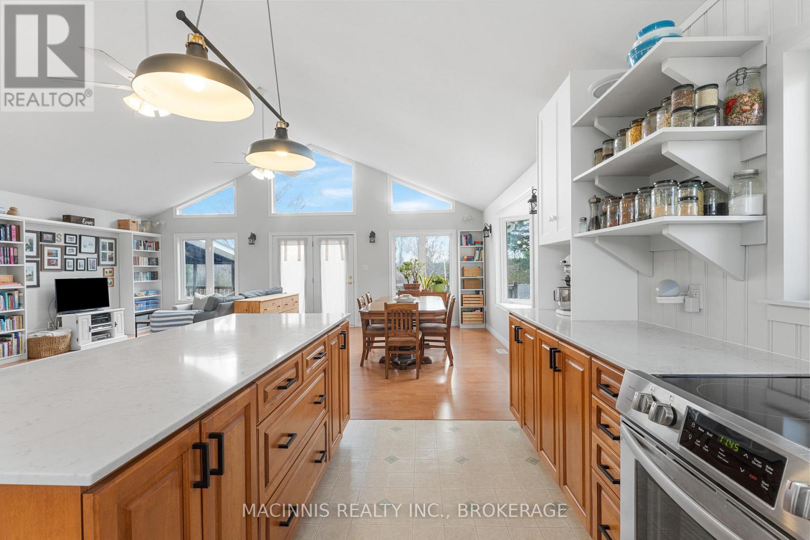 2040 Keeley Road, Frontenac, Ontario K0H 2T0 - Photo 4 - X12565260