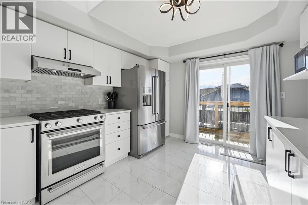 344 St. Lawrence Drive, Welland, Ontario  L3C 7H7 - Photo 11 - 40788849