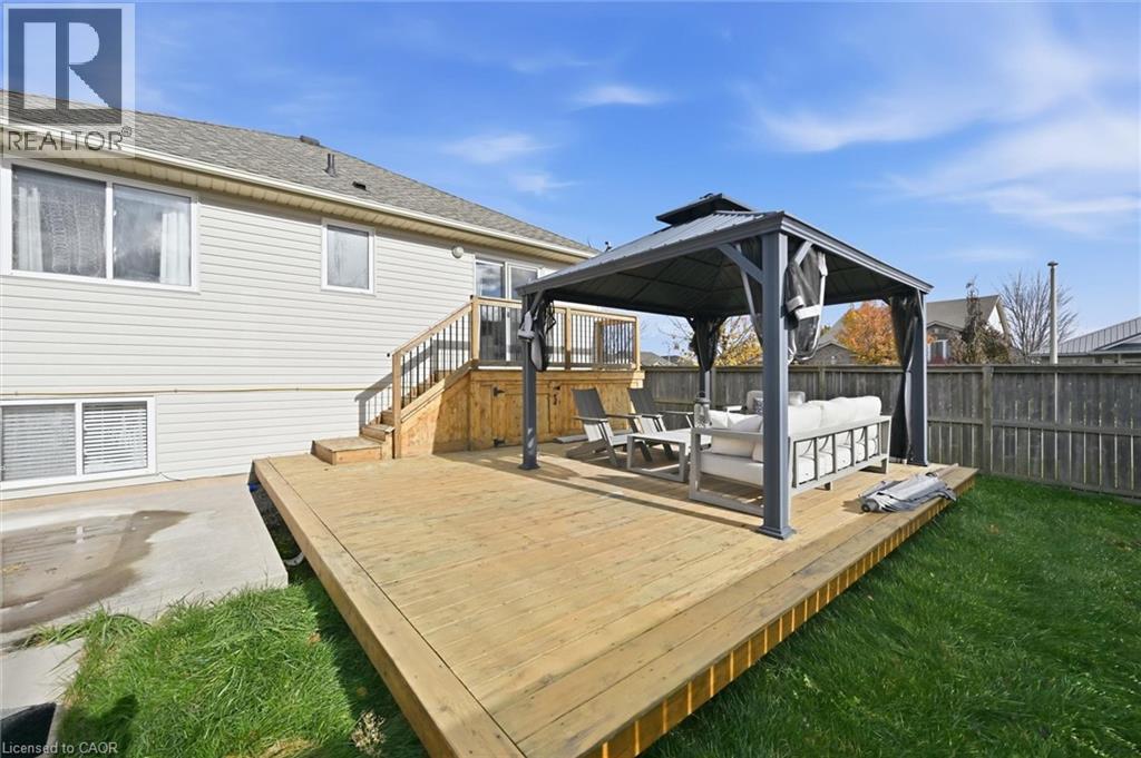 344 St. Lawrence Drive, Welland, Ontario  L3C 7H7 - Photo 32 - 40788849