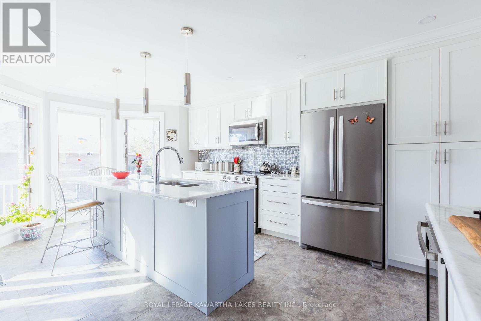 83 Navigators Trail, Kawartha Lakes, Ontario  K0M 1A0 - Photo 8 - X12565254