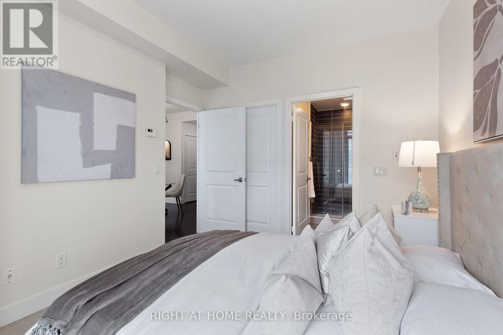 732 - 90 Stadium Road, Toronto, Ontario  M5V 3W5 - Photo 13 - C12464565