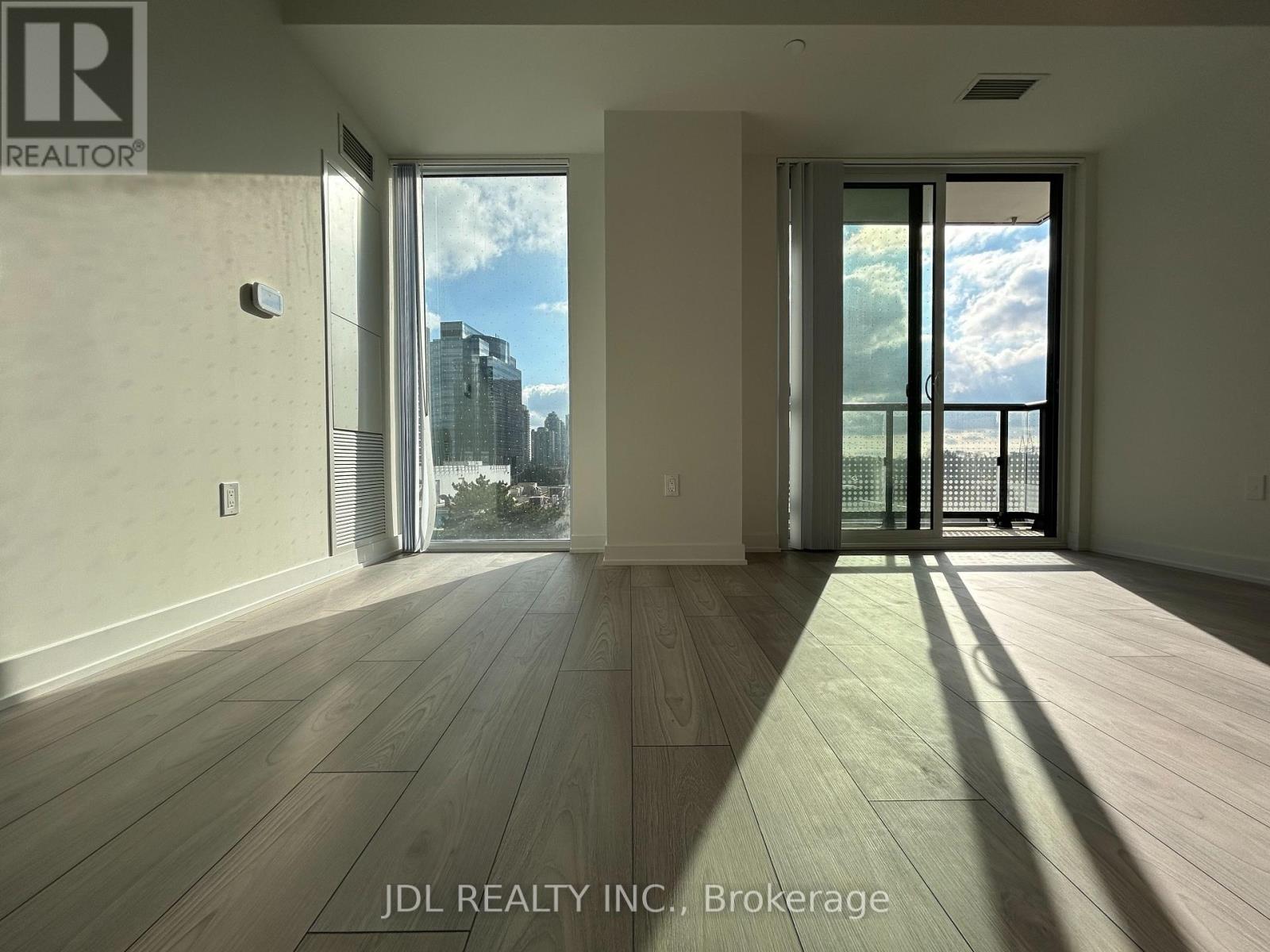 320 - 5858 YONGE ST STREET, Toronto, Ontario